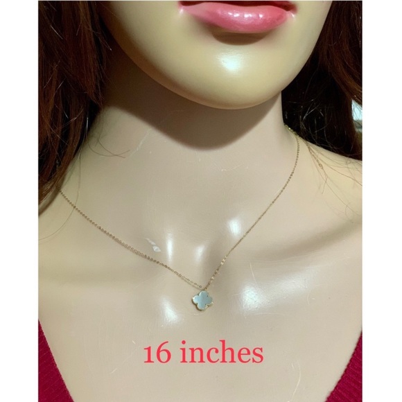 18k Solid Gold Clover Set - Picture 3 of 9